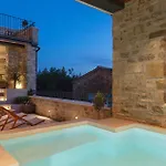 Awesome In With Sauna Casa vacanze Motovun